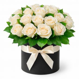Коробочка с белыми розами «Утренний вальс»