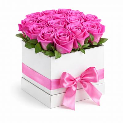 Коробка с розовыми розами «Шик»