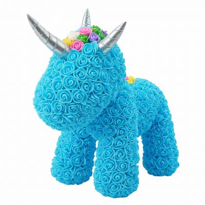 Единорог из роз голубой