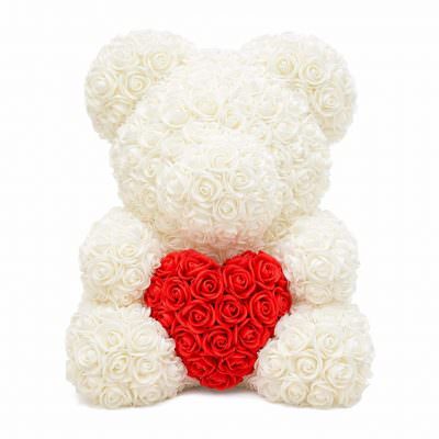 Мишка из роз бежевый с красным сердцем (40 см)